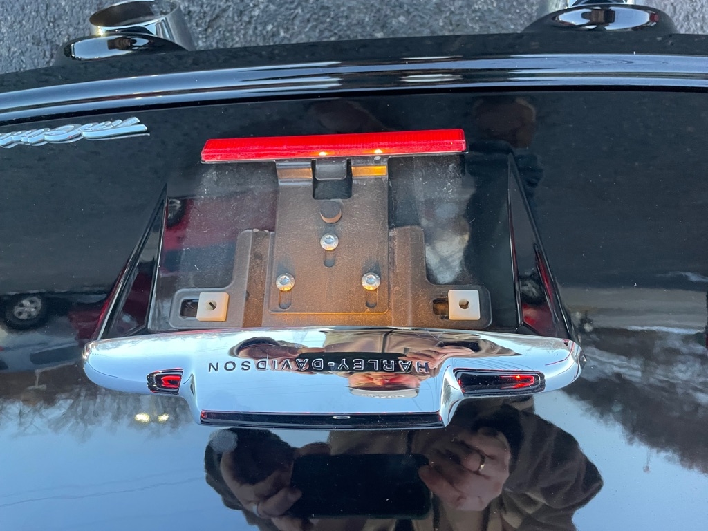 Harley-Davidson FLHTCUTG  2021