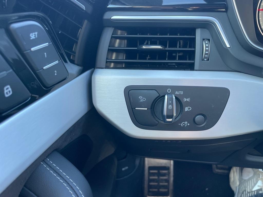 Audi A4 Prestige 40 TFSI quattro 2023