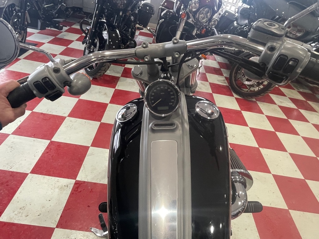 Harley-Davidson FXCW  2008