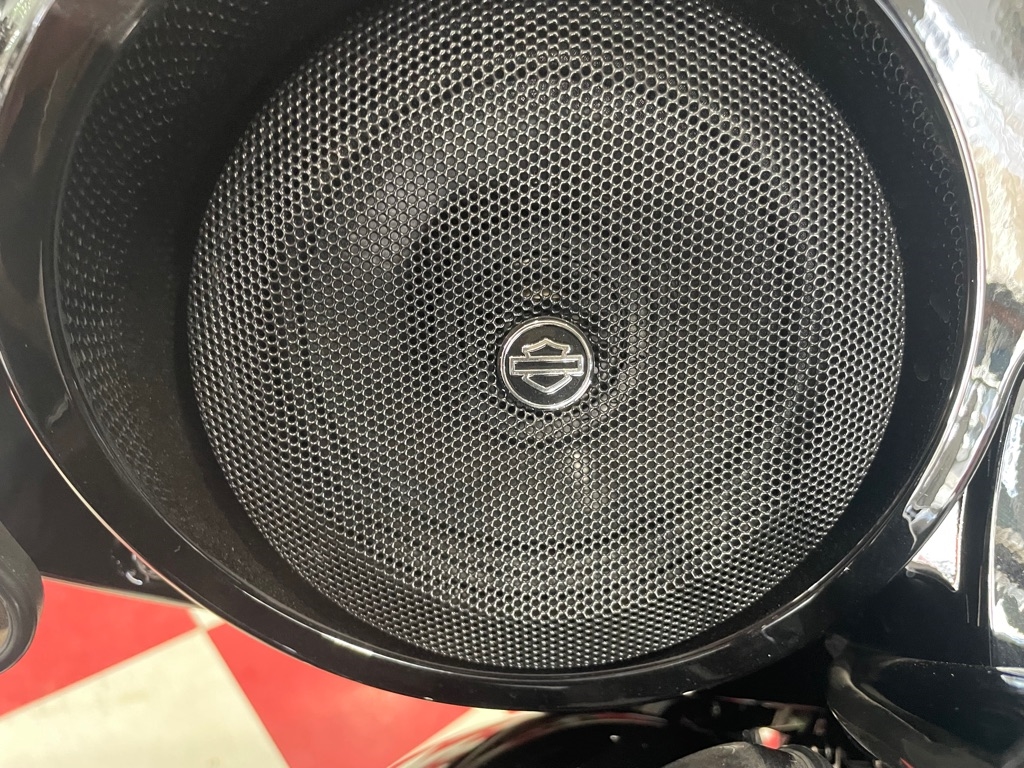 Harley-Davidson FLHXS  2023