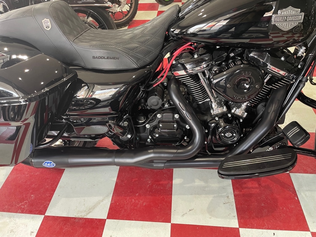 Harley-Davidson FLHXS  2023