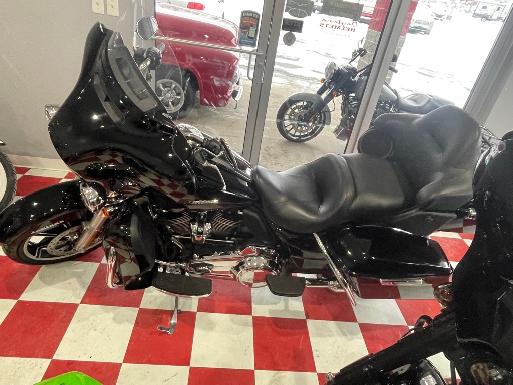 Harley-Davidson FLTHTK  2022