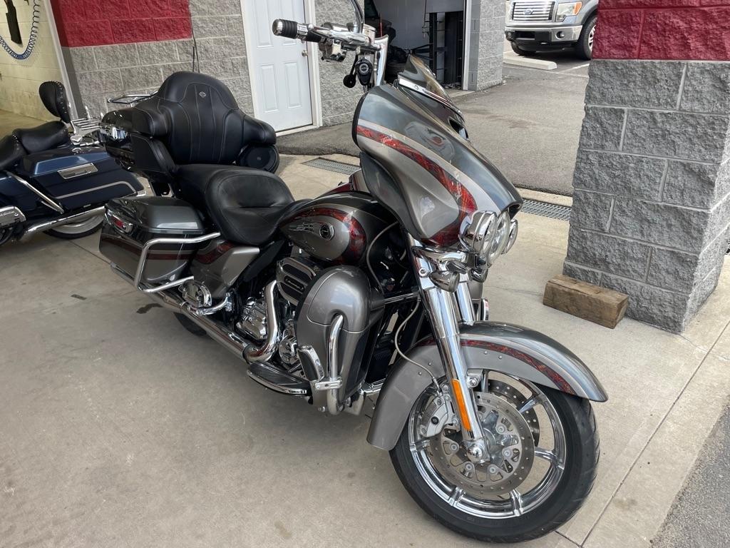 2016 Harley-Davidson FLHTKSE 