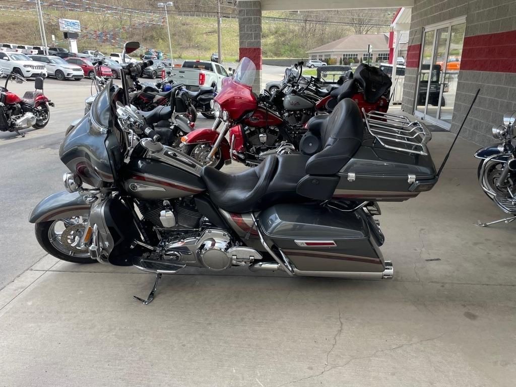 Harley-Davidson FLHTKSE  2016