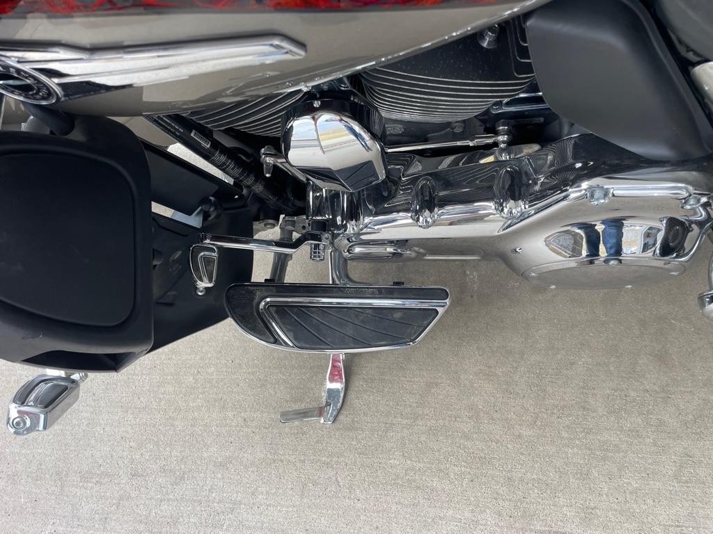 Harley-Davidson FLHTKSE  2016