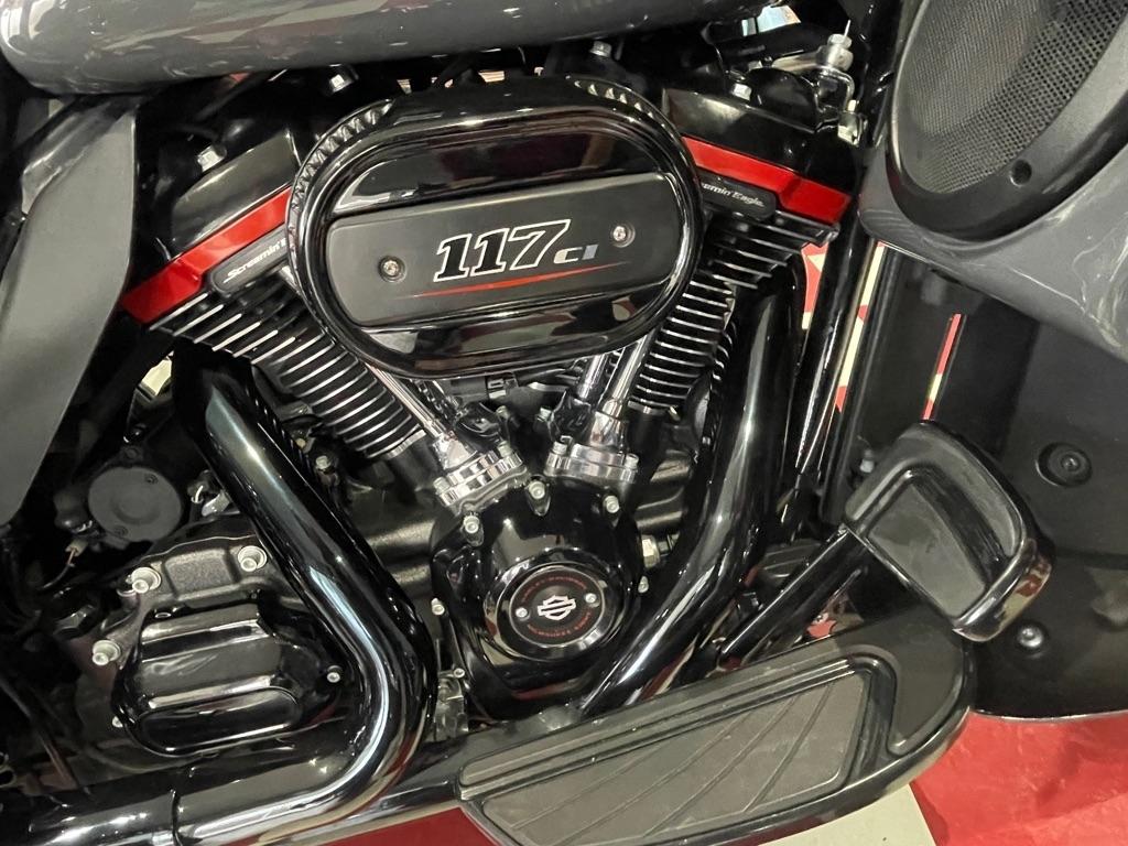 Harley-Davidson FLHXSE  2018