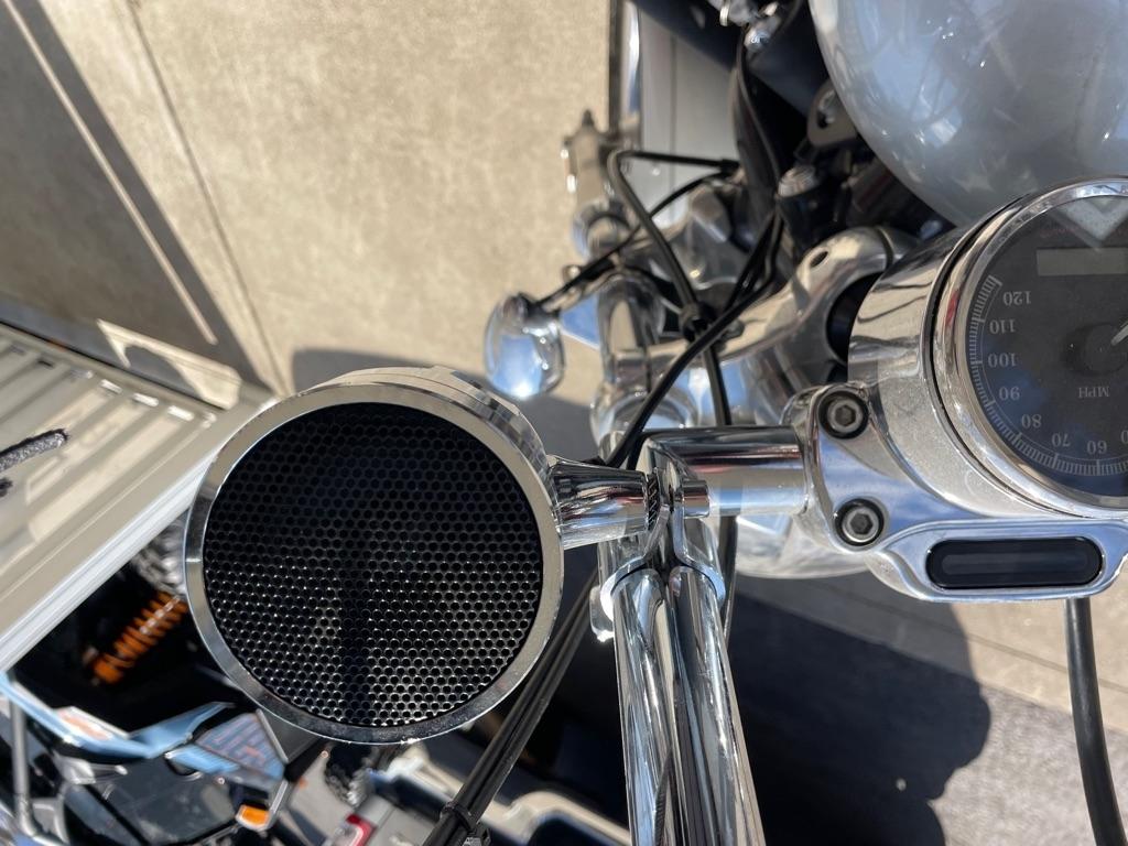 Harley-Davidson XL1200C  2012