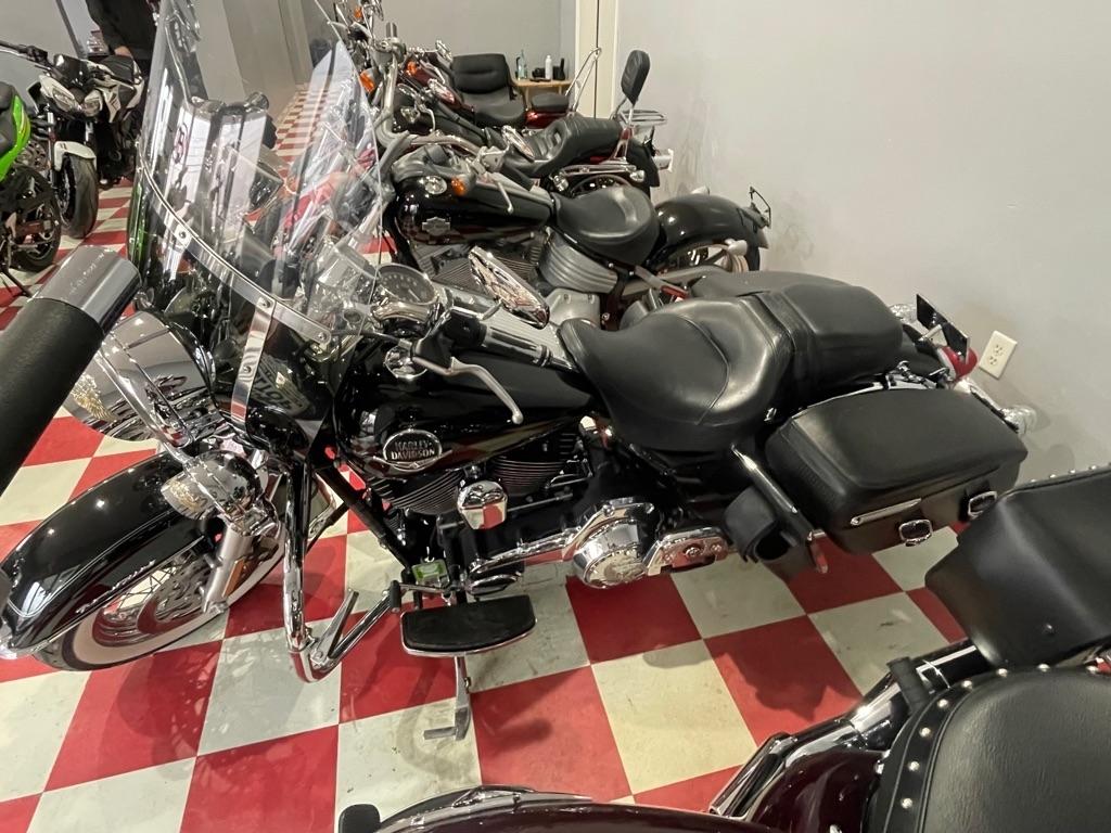 Harley-Davidson FLHRC  2009