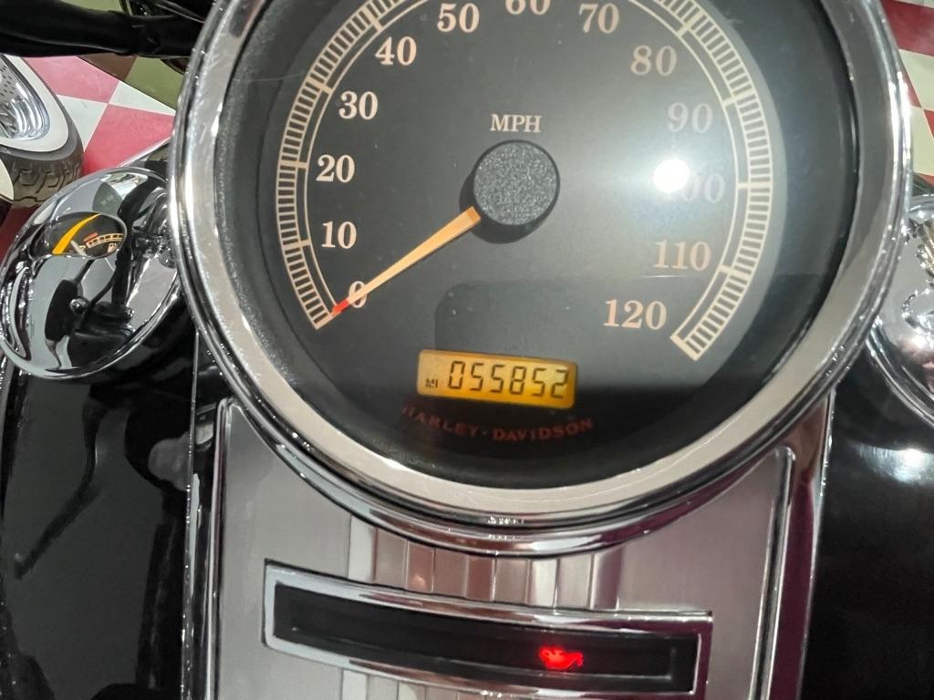 Harley-Davidson FLHRC  2009