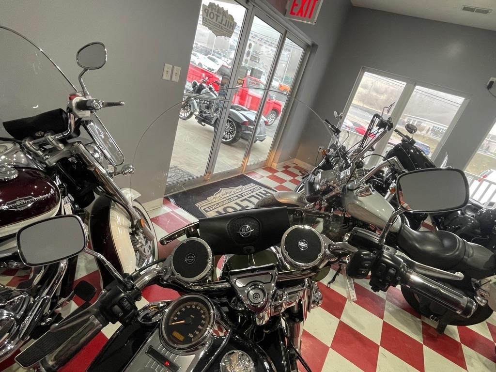 Harley-Davidson FLHRC  2009