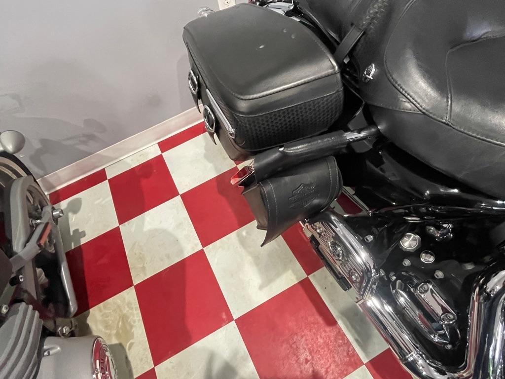 Harley-Davidson FLHRC  2009