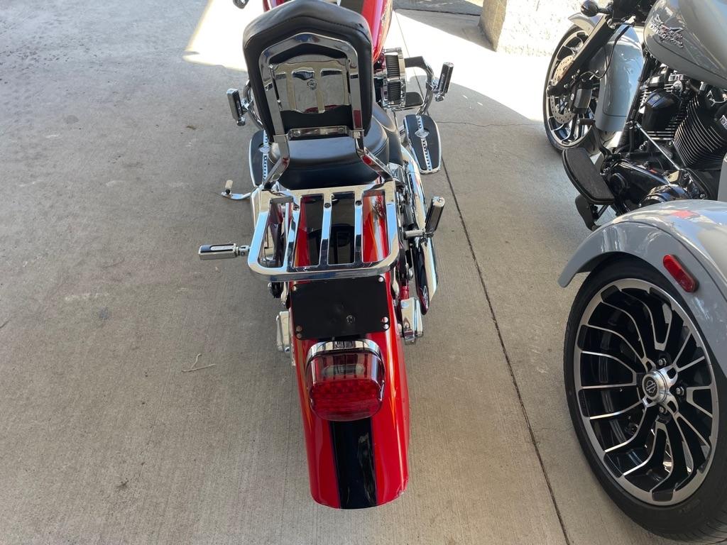 Harley-Davidson FLSTFSE  2005