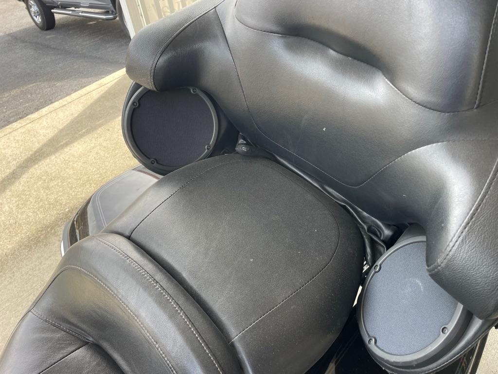 Harley-Davidson FLHTCU  2017