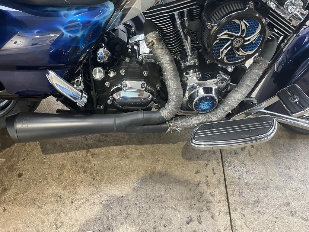 Harley-Davidson FLHX  2010