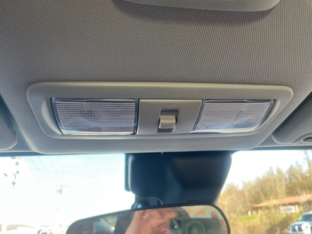 Nissan Frontier S Crew Cab 4WD 2022