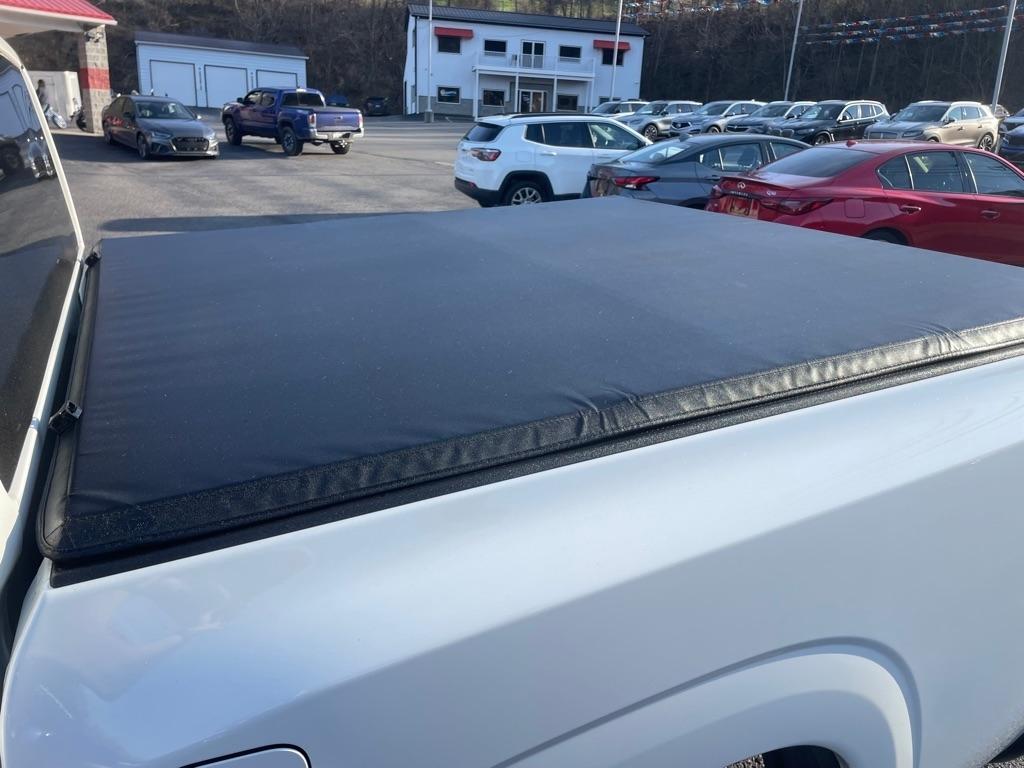 Nissan Frontier S Crew Cab 4WD 2022