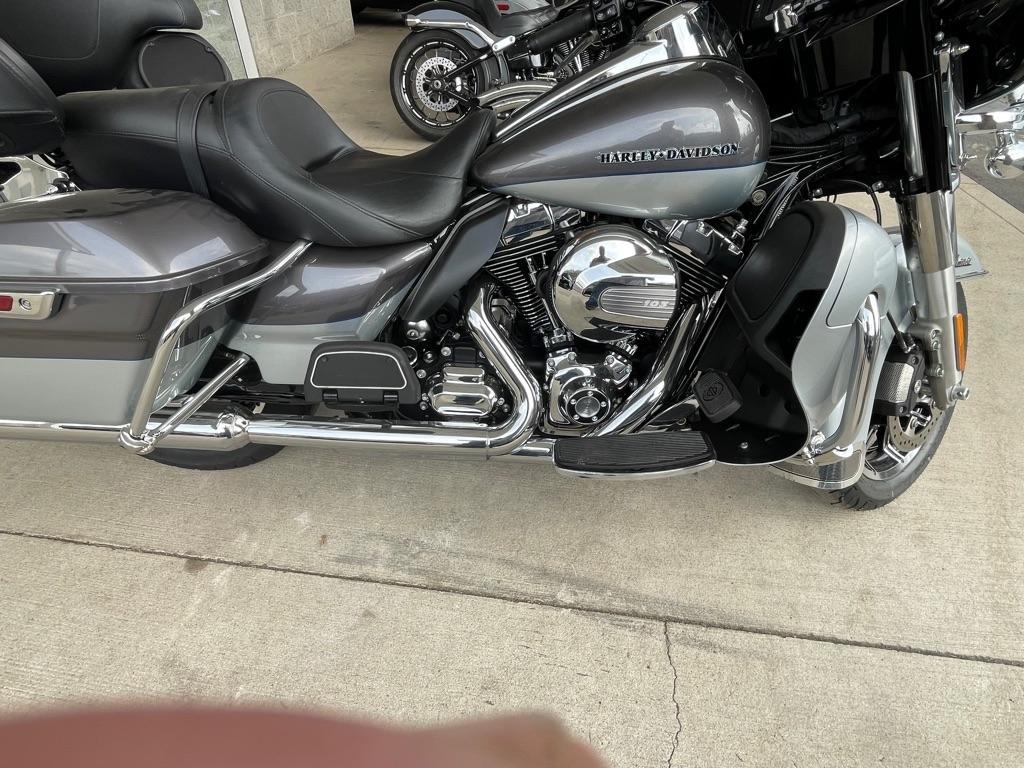 Harley-Davidson FLHTK  2014