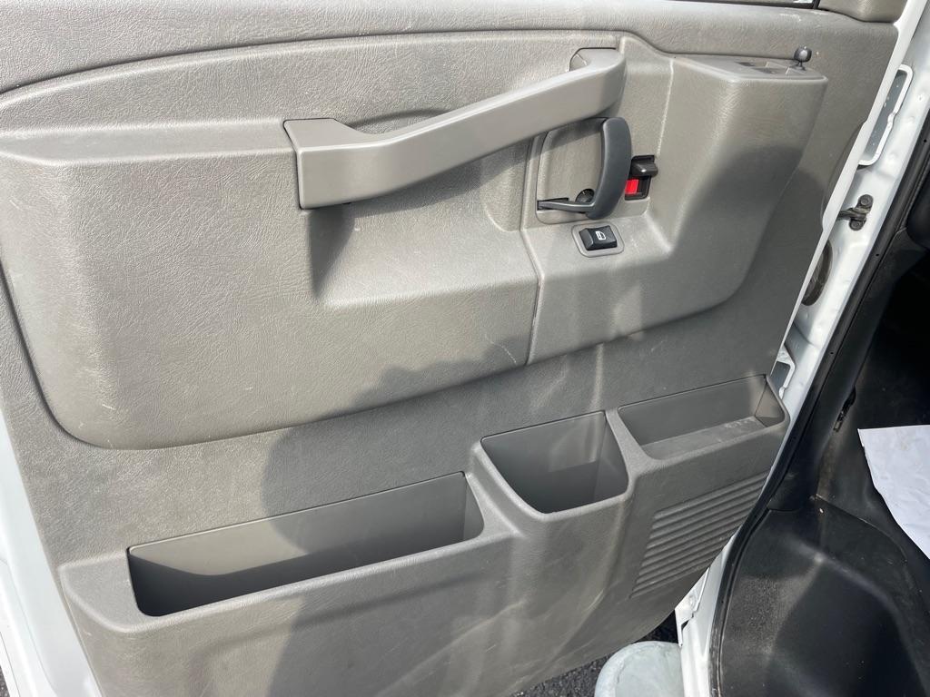 GMC Savana G2500 Cargo 2024