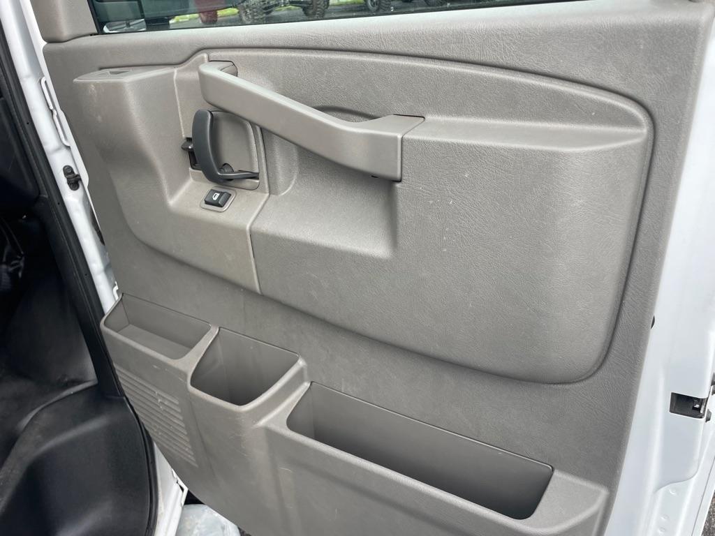 GMC Savana G2500 Cargo 2024