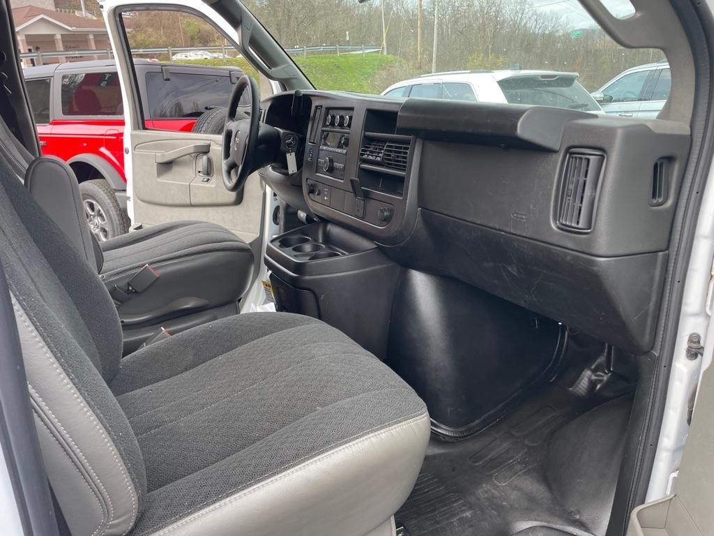 GMC Savana G2500 Cargo 2024