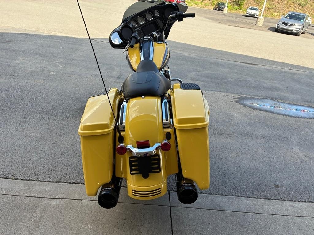 Harley-Davidson FLHXS  2023