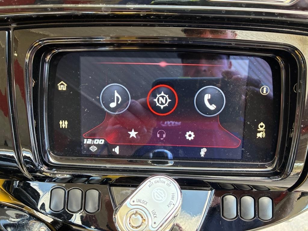 Harley-Davidson FLHXS  2023