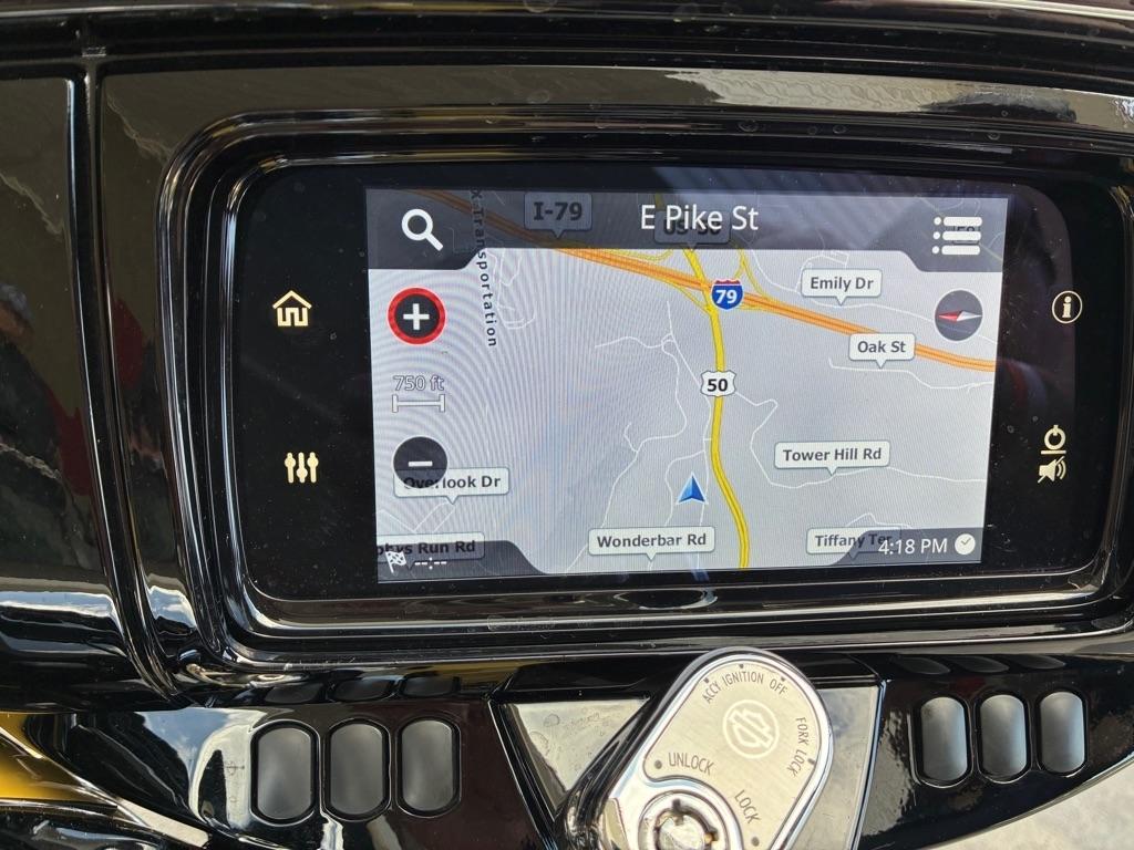 Harley-Davidson FLHXS  2023