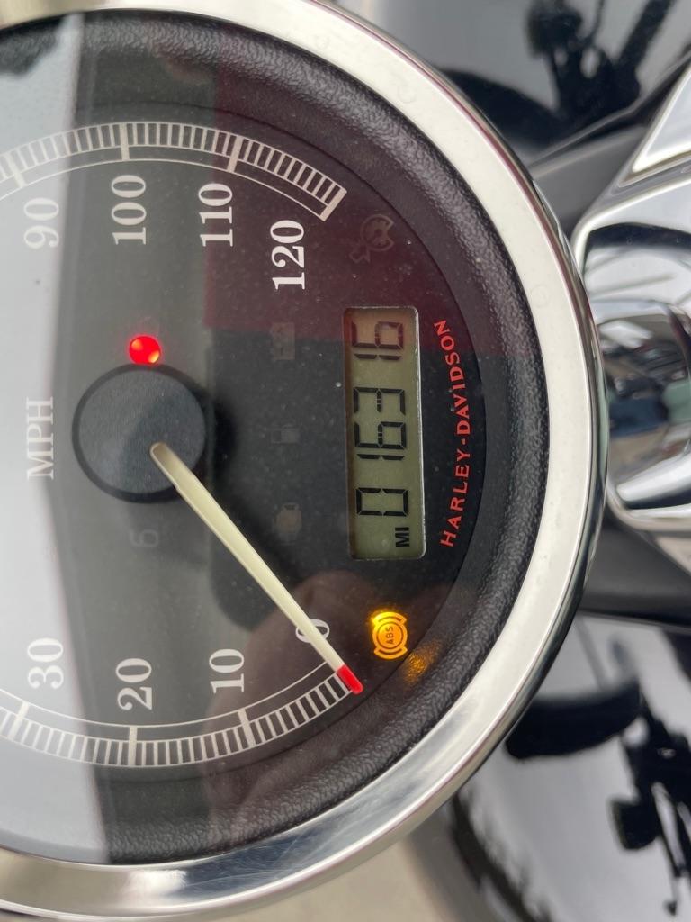 Harley-Davidson FXSB103  2014