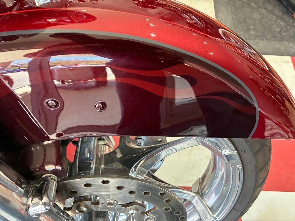 Harley-Davidson FLHXSE  2012