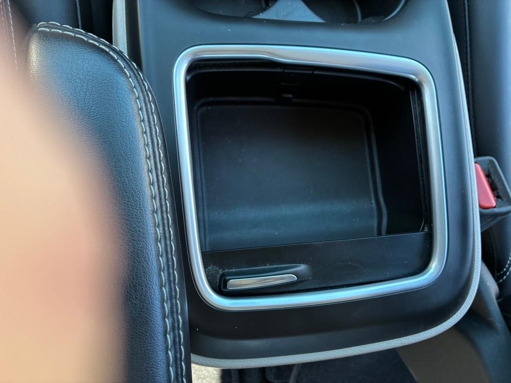 Chrysler Pacifica Touring L 2024