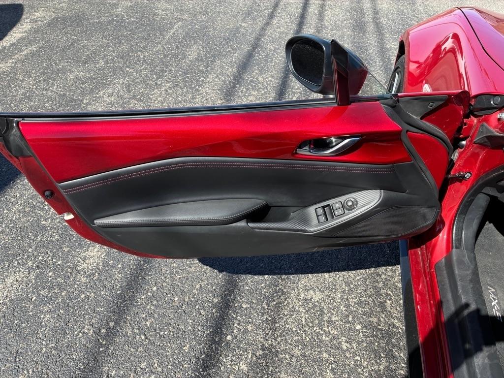 Mazda MX-5 Miata Club 6AT 2016