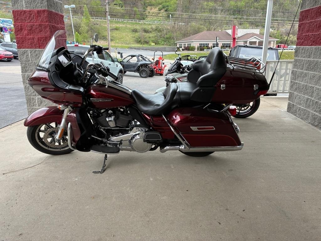 Harley-Davidson FLTRU  2017