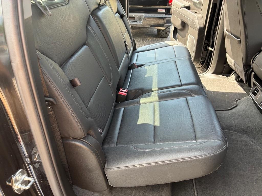 GMC Sierra 1500 SLT Crew Cab 4WD 2025
