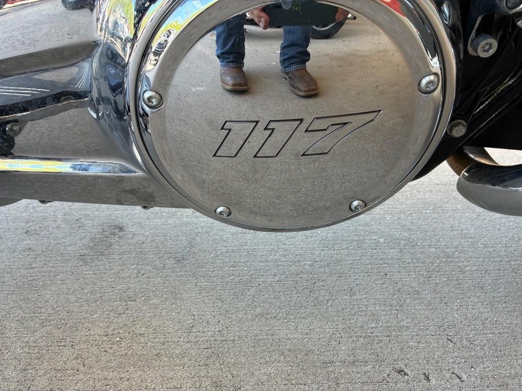 Harley-Davidson FLTRX  2024