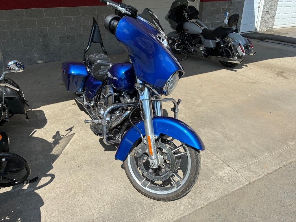 2015 Harley-Davidson FLHX103 