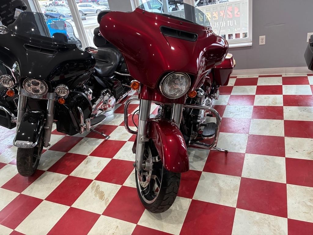 Harley-Davidson FLHXS  2017