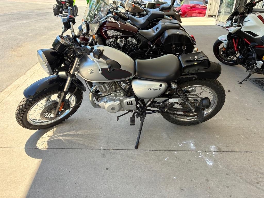 Suzuki TU250X  2015