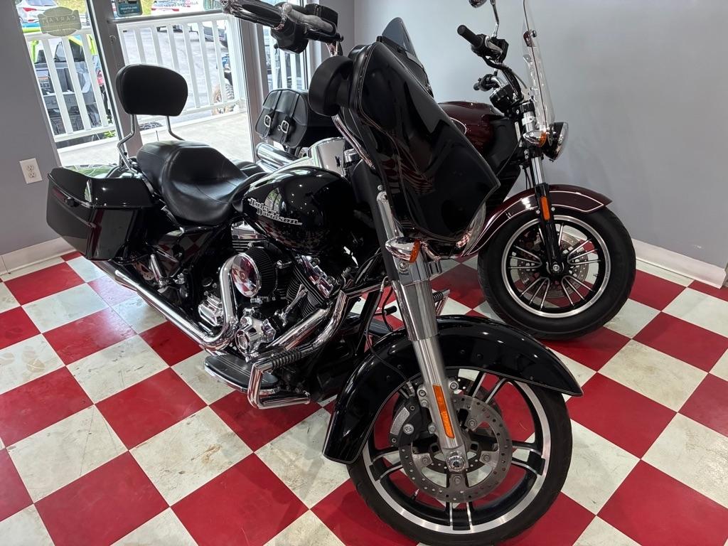 Harley-Davidson FLHX103  2015
