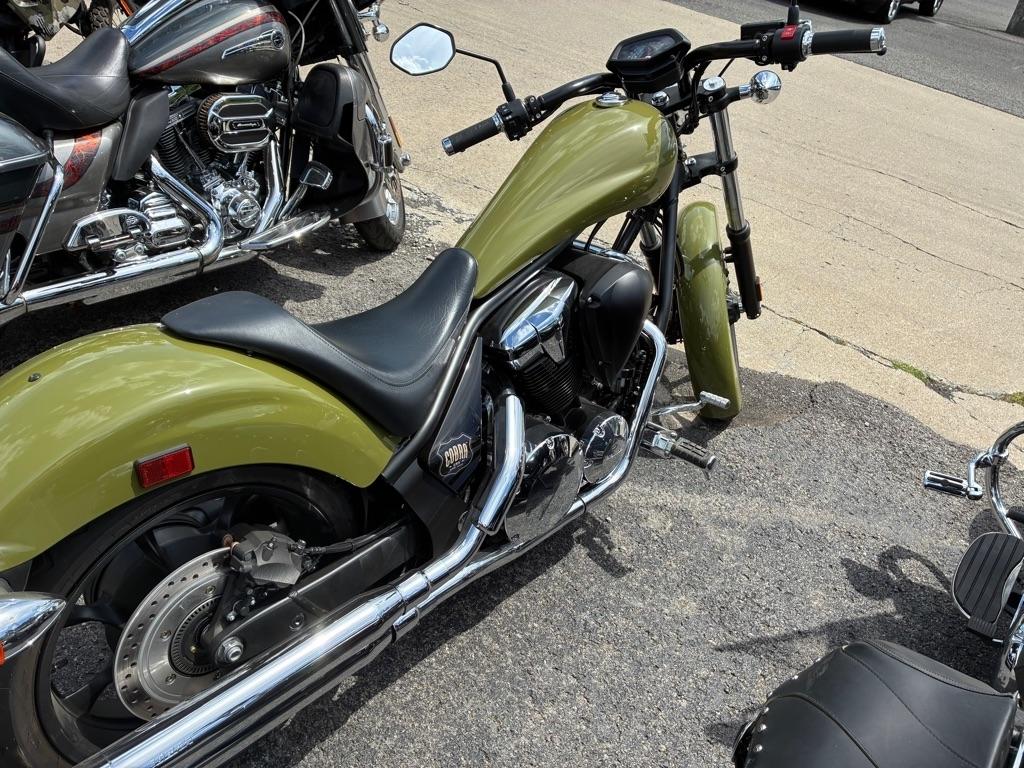 Honda VT1300CXA (Fury)  2024