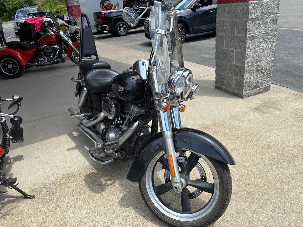2016 Harley-Davidson FLD103 