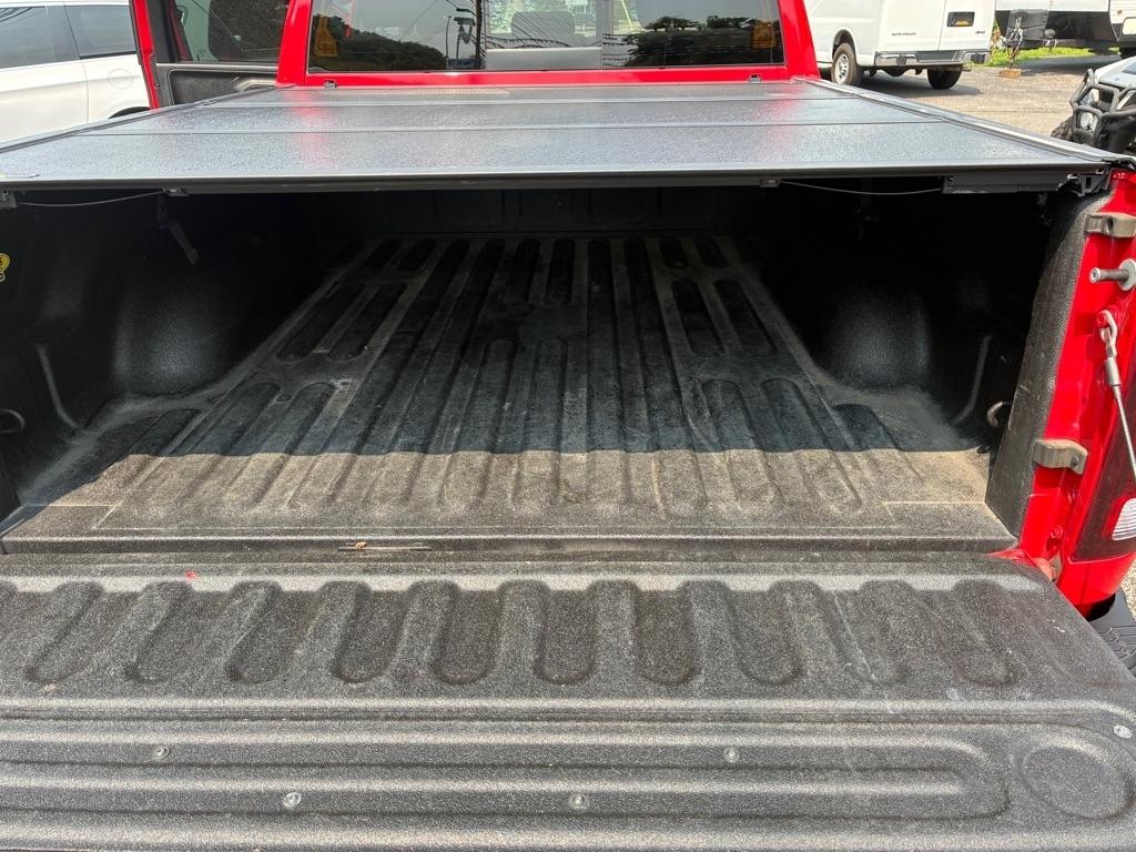 RAM 1500 SLT Quad Cab 4WD 2021