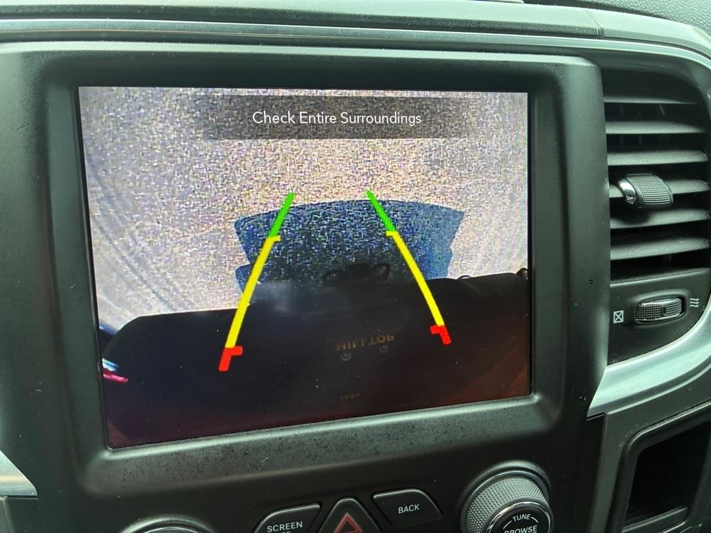 RAM 1500 SLT Quad Cab 4WD 2021
