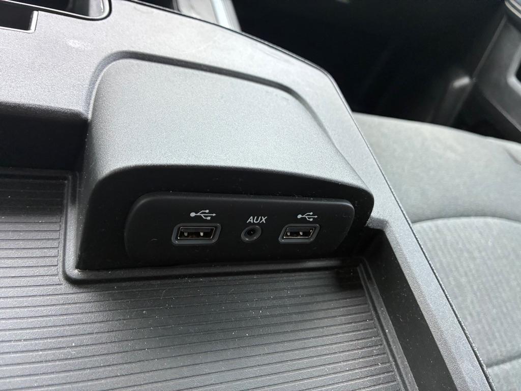 RAM 1500 SLT Quad Cab 4WD 2021