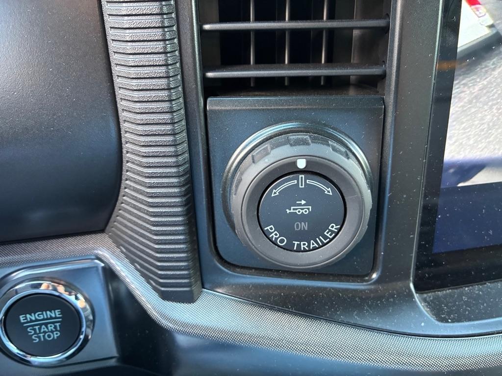 Ford F-150 Tremor SuperCrew 4WD 2025