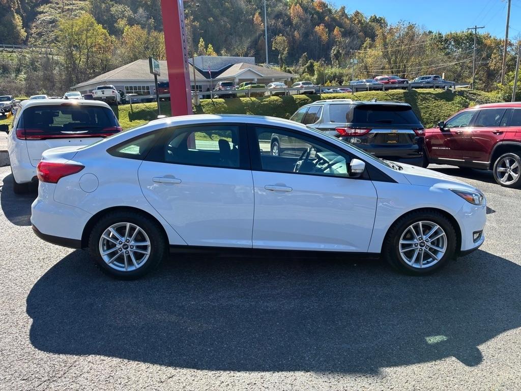 Ford Focus SE Sedan 2018