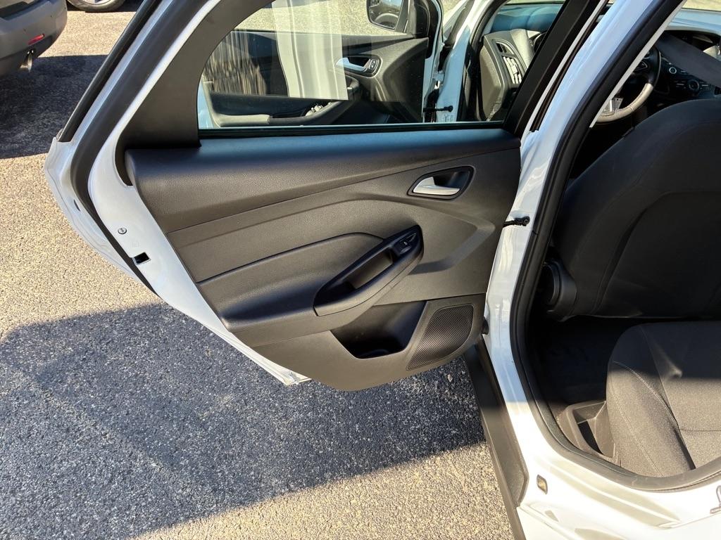 Ford Focus SE Sedan 2018