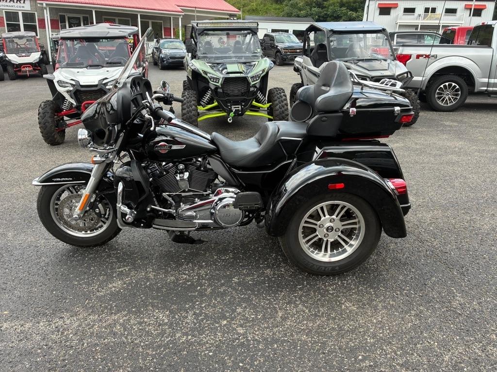 Harley-Davidson FLHTCUTG  2024