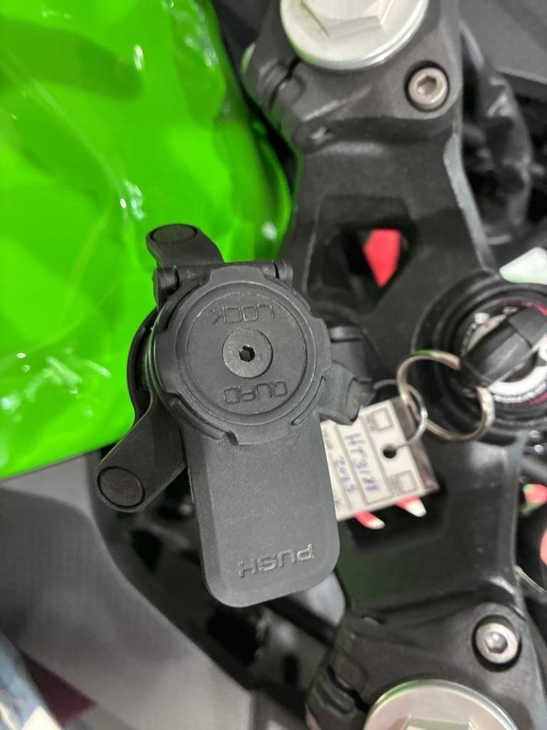 Kawasaki EX500  2025