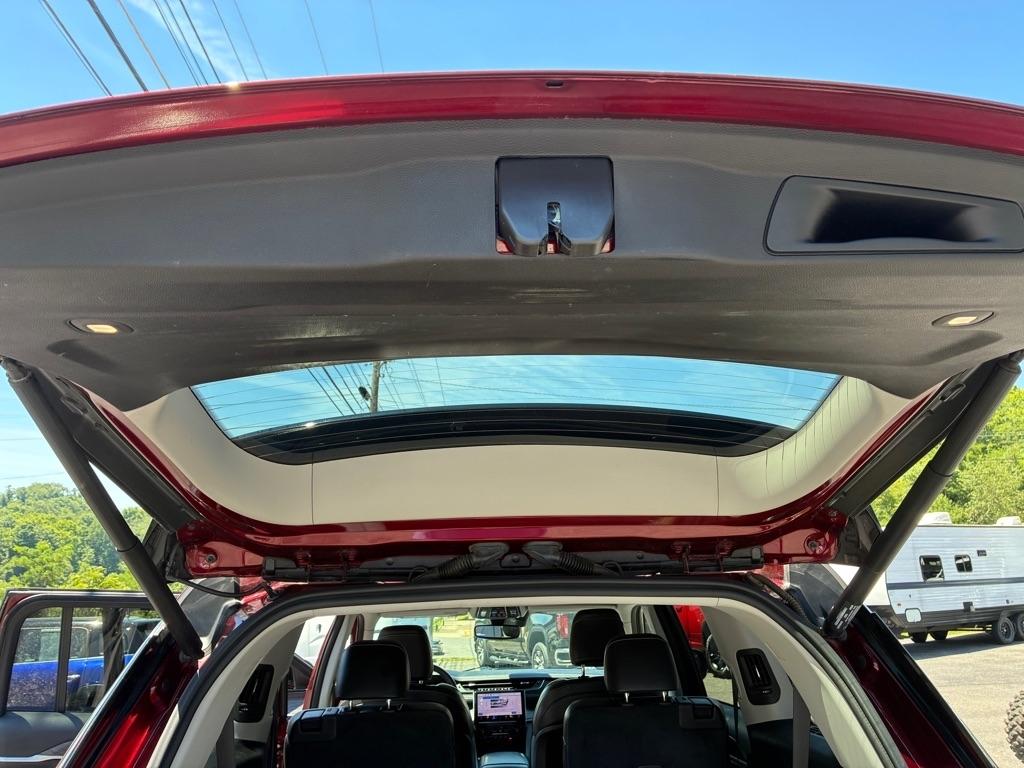 Jeep Grand Cherokee L Limited 4D SUV 4WD 2021