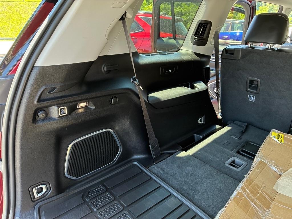 Jeep Grand Cherokee L Limited 4D SUV 4WD 2021